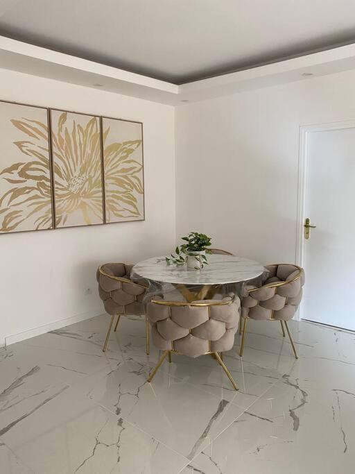Hortillonne Apartment อาเมียงส์ ภายนอก รูปภาพ